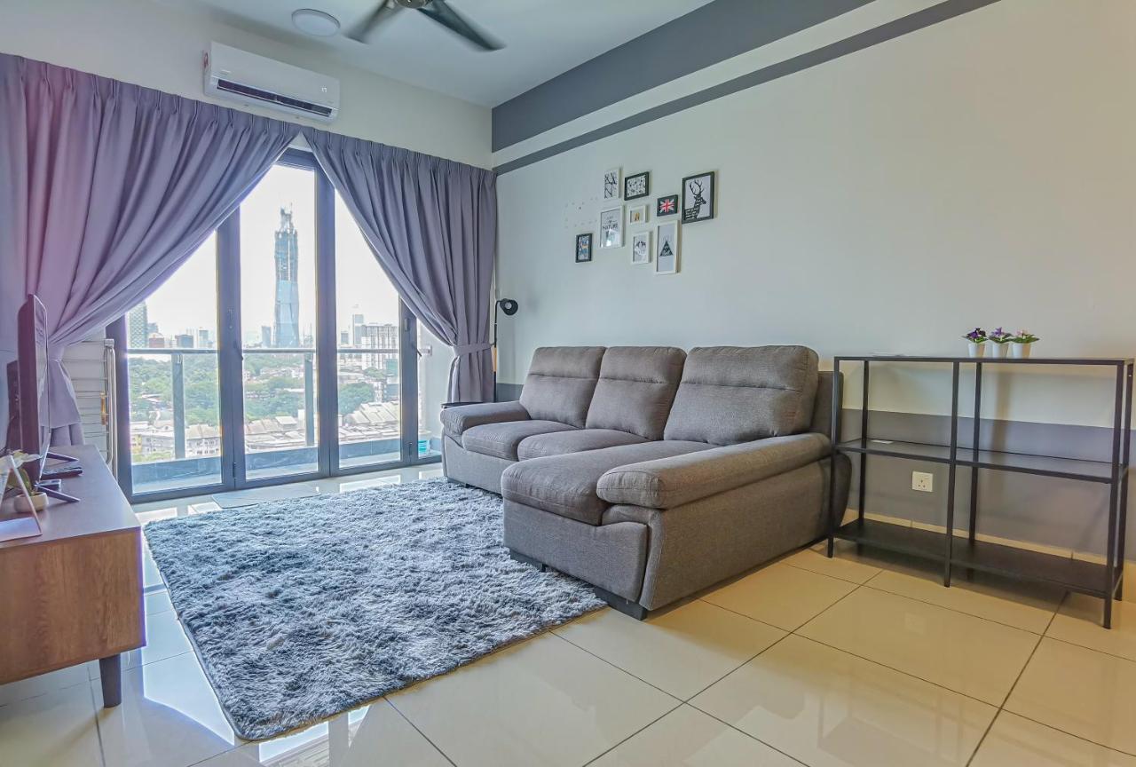 Lovely 2 Bedroom W Pool For 6 Pax - Chan Sow Lin * Kuala Lumpur