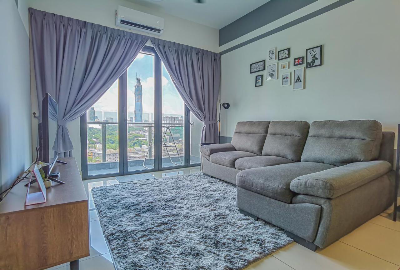 Lovely 2 Bedroom W Pool For 6 Pax - Chan Sow Lin * Kuala Lumpur