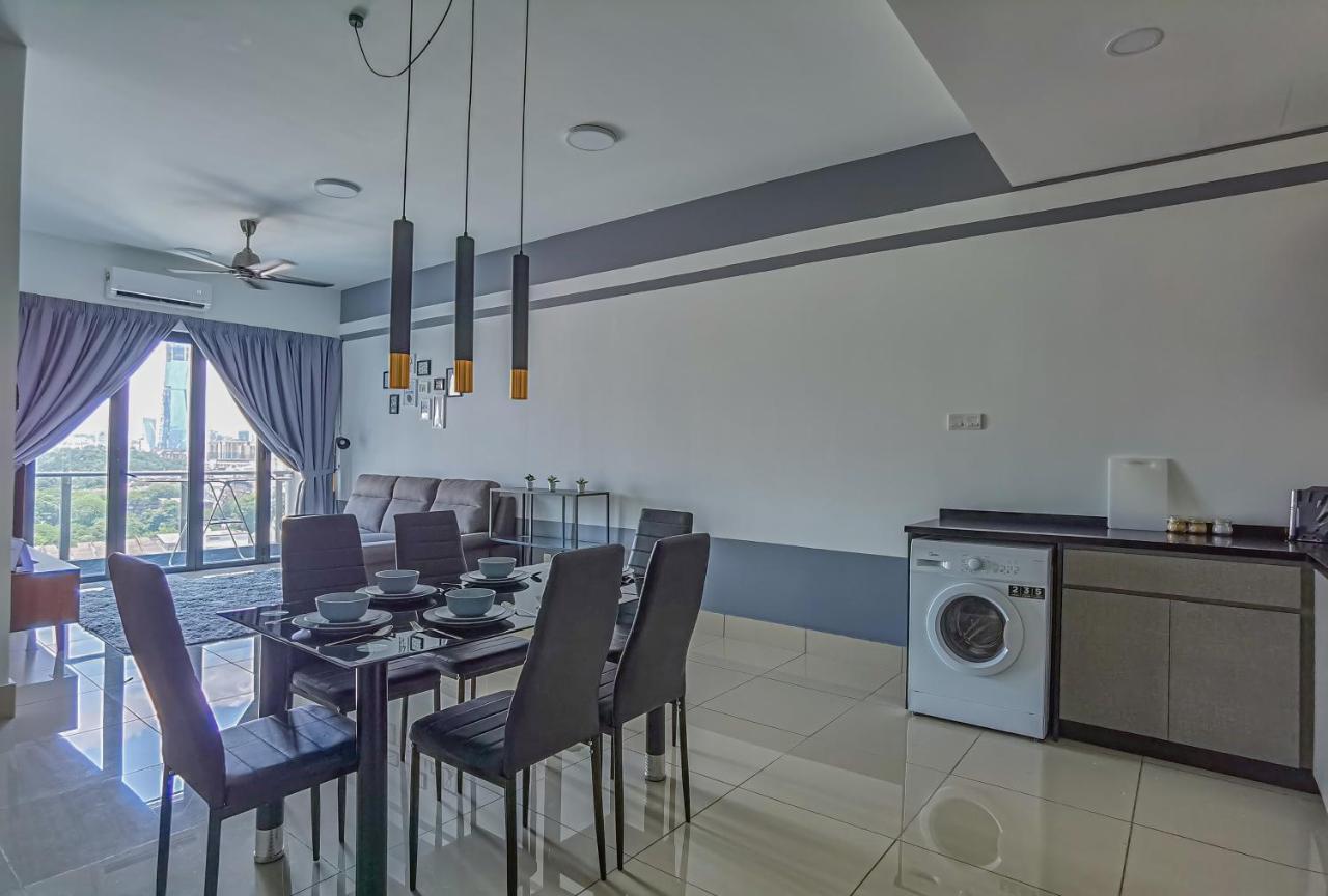 Lovely 2 Bedroom W Pool For 6 Pax - Chan Sow Lin * Kuala Lumpur